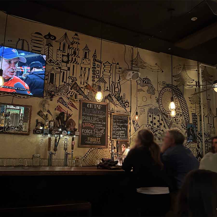 heatley-bar-showhub-vancouver