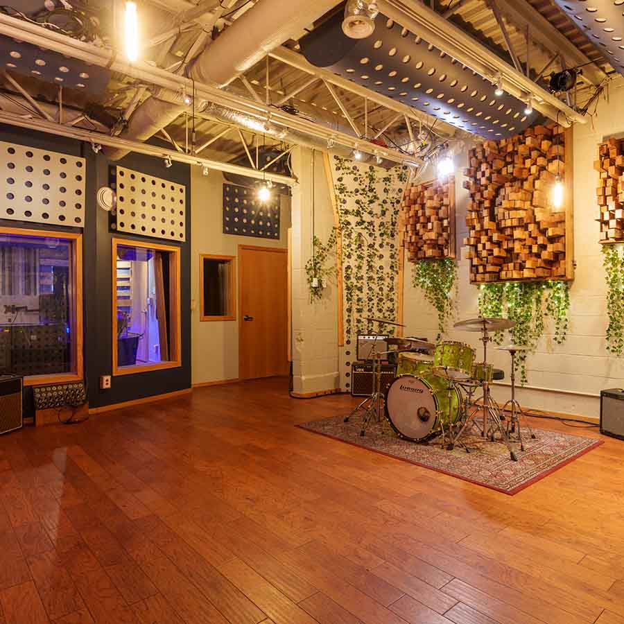 BlueLightStudio-interior-front