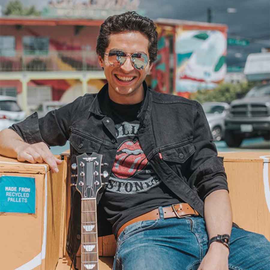 Introducing ShowHub’s New Music Journalist: Luc LeMans