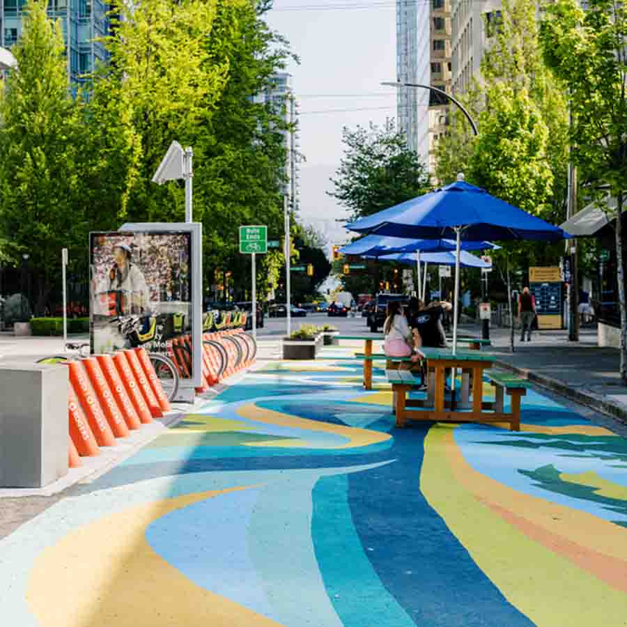 Bute-Robson Plaza